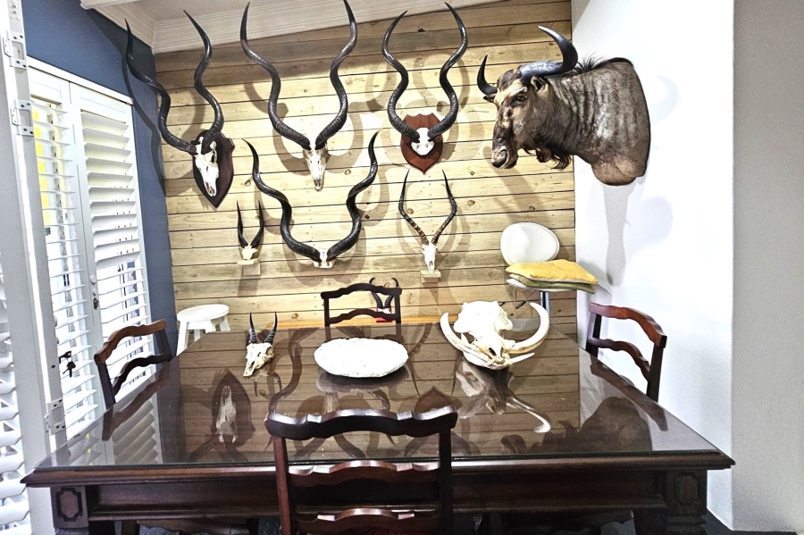 2 Bedroom Property for Sale in Wavecrest Eastern Cape